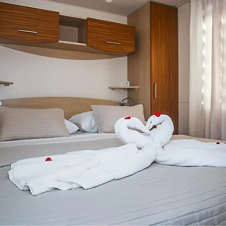 3 Bedroom Stacaravan In